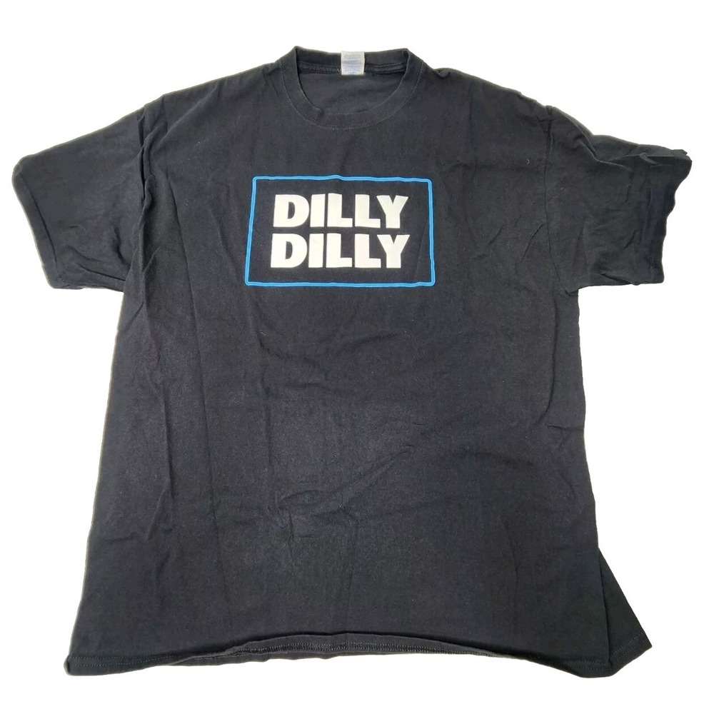 Bud Light Dilly Dilly T Shirt Men's Size 2XL Blue Crew Neck Tee Short Sleeve EUC